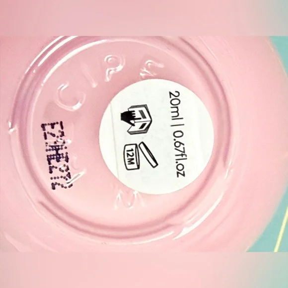 Glow Recipe Plum Plump Hyaluronic Moisturizer - NIB - Picture 4 of 4